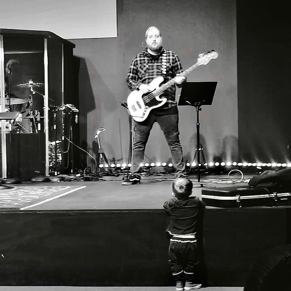 Profile Picture of James Gilsdorf (@jamesgilsdorf) on Poshmark