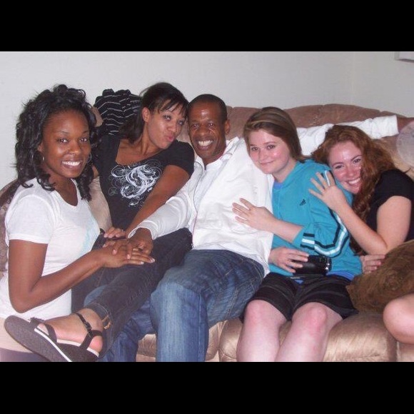 Profile Picture of Peter Dawson (@worldfamous86) on Poshmark