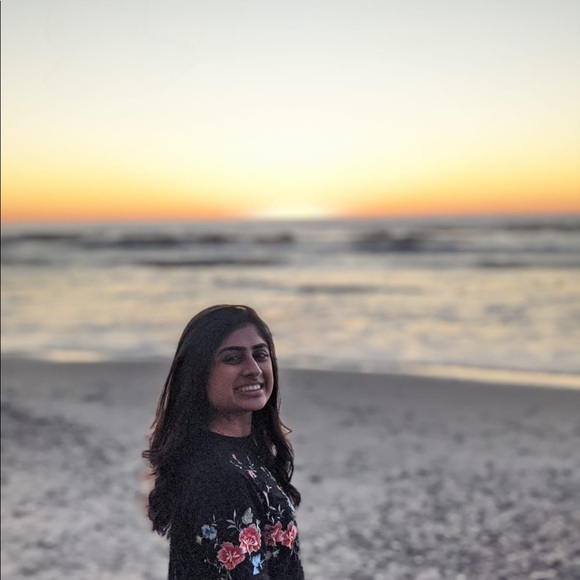 Profile Picture of Shreena Shah (@sshah199) on Poshmark