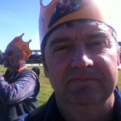 Profile Picture of Robert Champion (@RobertDesmohead) on Twitter