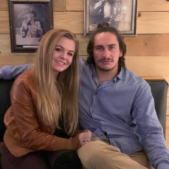 Profile Picture of Sam Kusnitz (@samkusnitz) on Poshmark