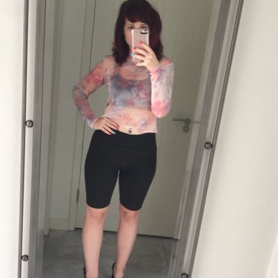 Profile Picture of Jo 💁 (@JoPerkins85) on Twitter