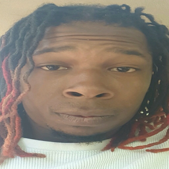 Profile Picture of Jeremy Mazie (@hotboiimazie400) on Poshmark