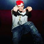 Profile Picture of Fred Flores (@whatitiz_fox) on Instagram