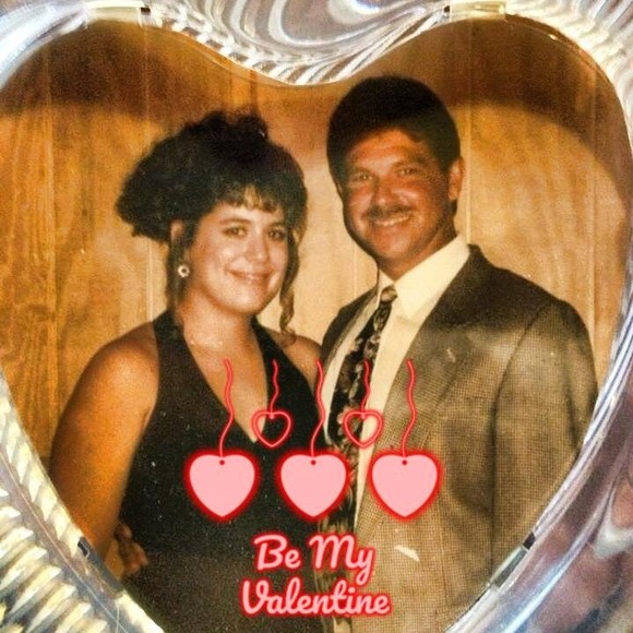 Profile Picture of Laura Whitsitt (@dufftownlulu) on Poshmark