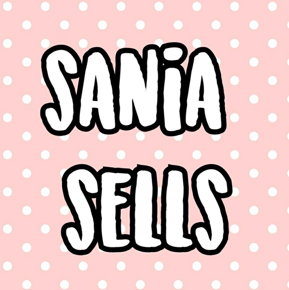 Profile Picture of Sania Sells (@zandan0528) on Poshmark