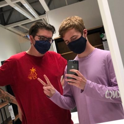 Profile Picture of Quackingly_Good (@gresham_adam) on Twitter