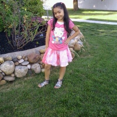 Profile Picture of Cleo Castillo (@CastilloCleo) on Twitter