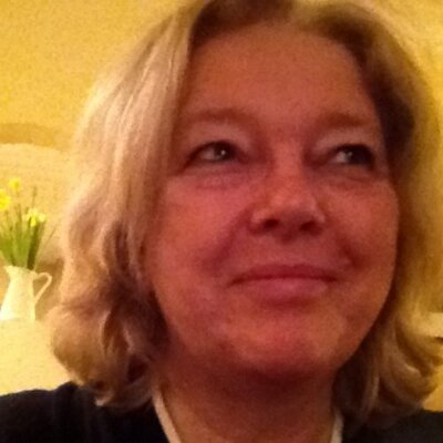 Profile Picture of Mandy Oates (@mandy_moa) on Twitter