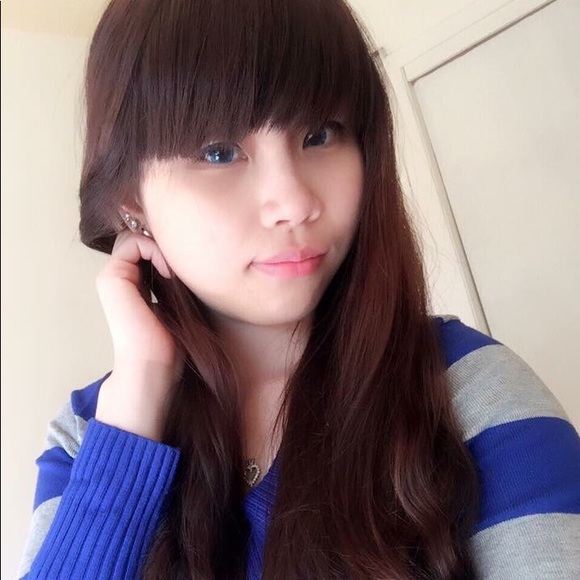 Profile Picture of Quynh Nguyen (@quynhnguyen19) on Poshmark
