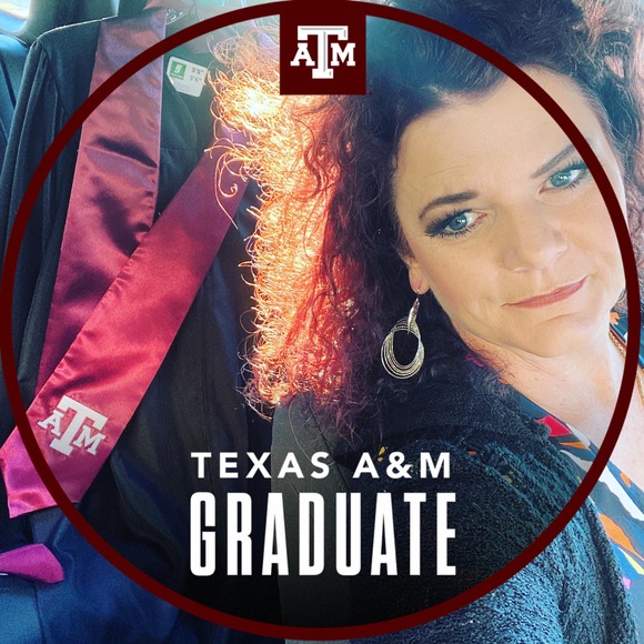 Profile Picture of Sheree Boegner (@sassysheree) on Poshmark