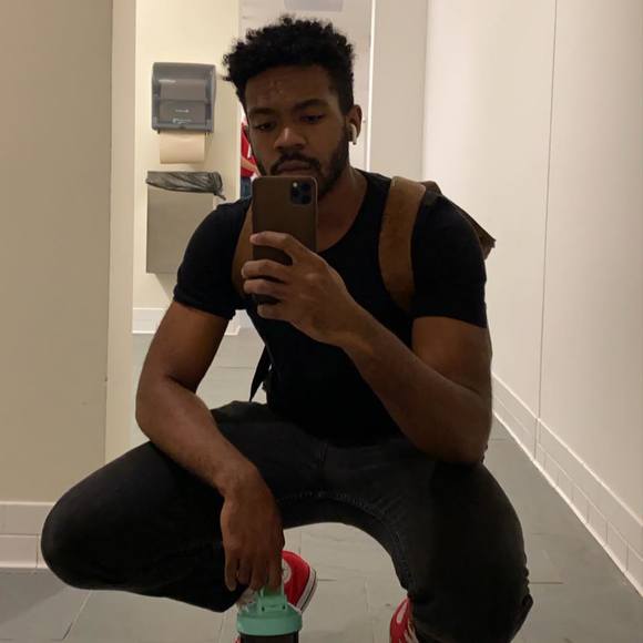 Profile Picture of Jared Willingham (@jaredgerardw) on Poshmark