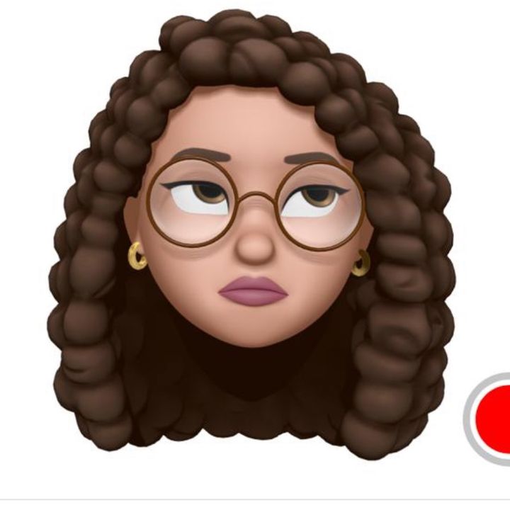 Profile Picture of Lisa Abela (@@lisabeinghonest) on Tiktok