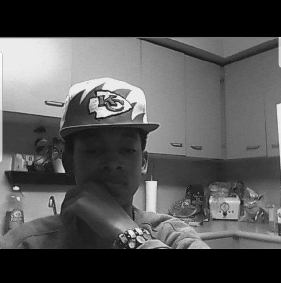 Profile Picture of Dawn-sheree Gray (@mzsheree23) on Poshmark