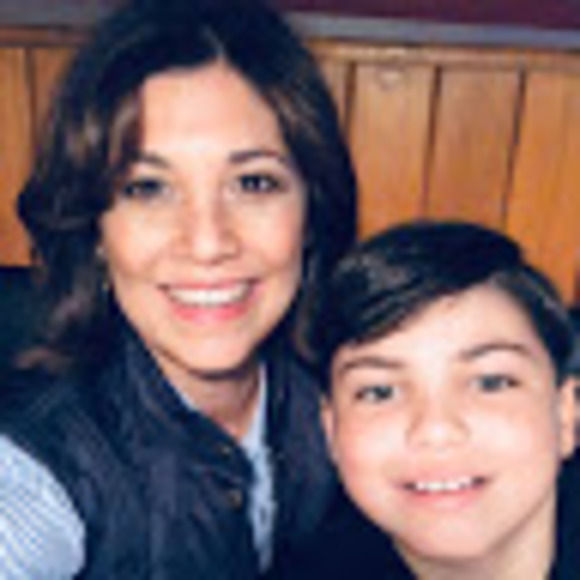 Profile Picture of Shelly Stokes (@shellystokes971) on Poshmark