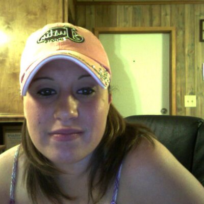 Profile Picture of Ashley Baumann (@txcowgirl0607) on Twitter