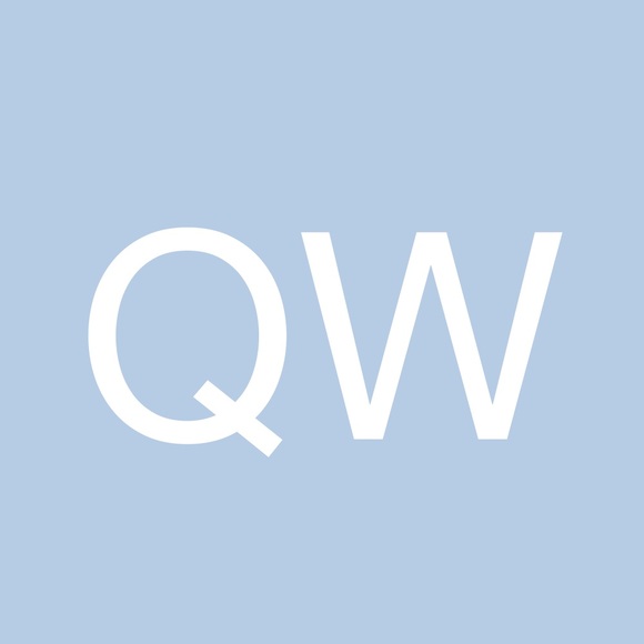 Profile Picture of Quyen Wazlavek (@quyenwazlavek) on Poshmark