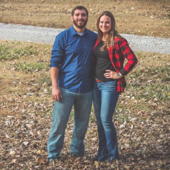 Profile Picture of Michaela Beck (@michaelabeck4) on Poshmark