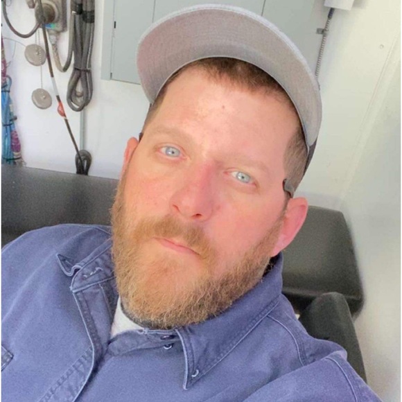 Profile Picture of Kevin Jordan (@bigman320247) on Poshmark