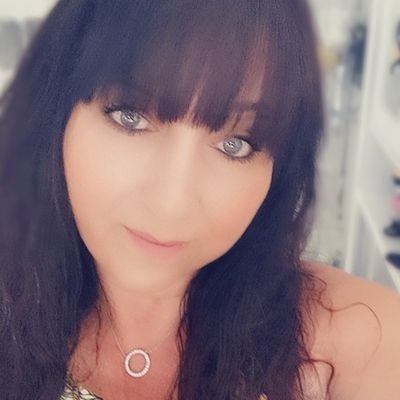 Profile Picture of Alison Tracey (@LeroyNoahRoux) on Twitter