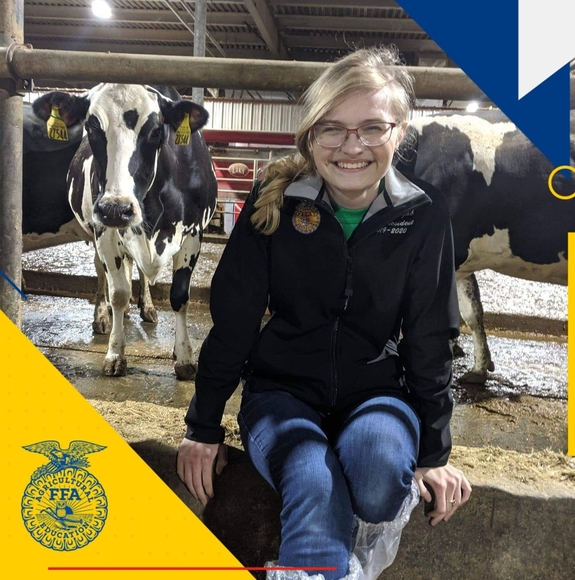 Profile Picture of Caylin Kujak (@caylinkujak) on Poshmark