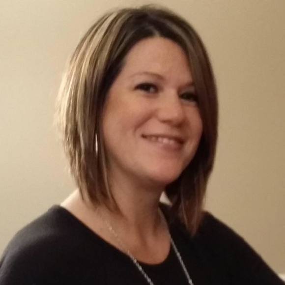 Profile Picture of Meagan Modlin (@cmod20) on Poshmark