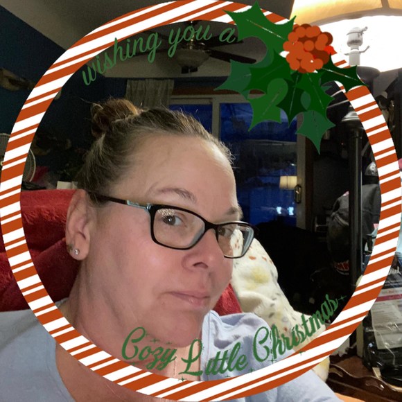 Profile Picture of Tracy Rolince pittock (@tracypitt) on Poshmark