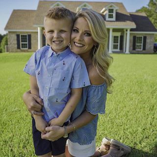 Profile Picture of Alana Wise (@alana.wise.5) on Facebook