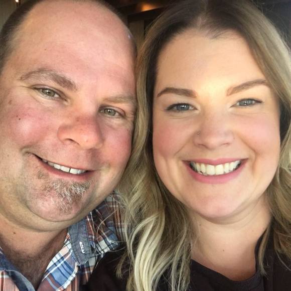 Profile Picture of Sarah Lochhead (@sarahlochhead) on Poshmark