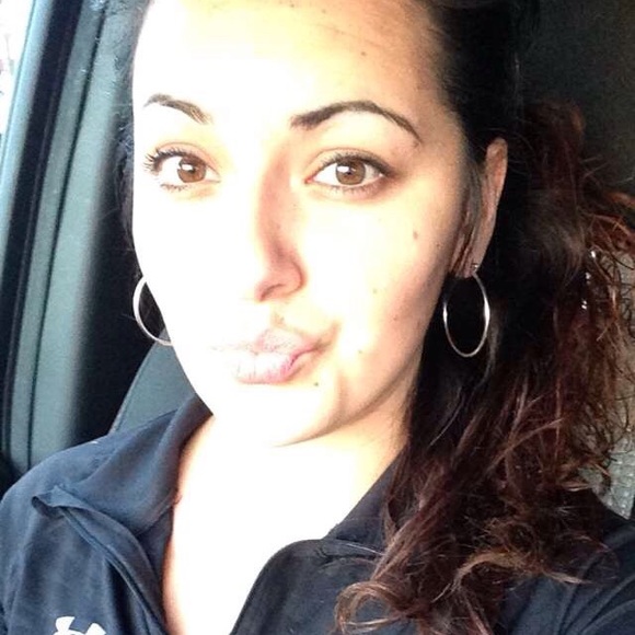 Brie Saddler - Poshmark Profile Picture of Brie Saddler (@briesaddler) on Poshmark