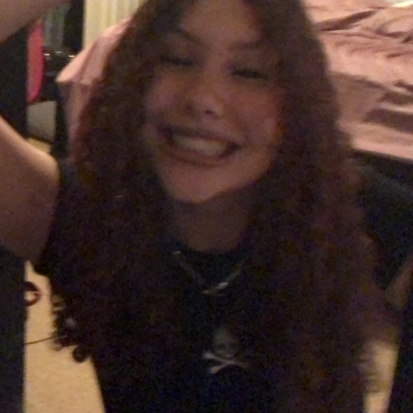 Profile Picture of Kylee Graham (@barbieky) on Poshmark