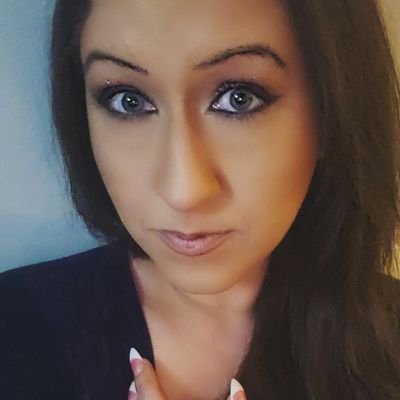 Profile Picture of Elizabeth Reeder (@Elizabe24918227) on Twitter