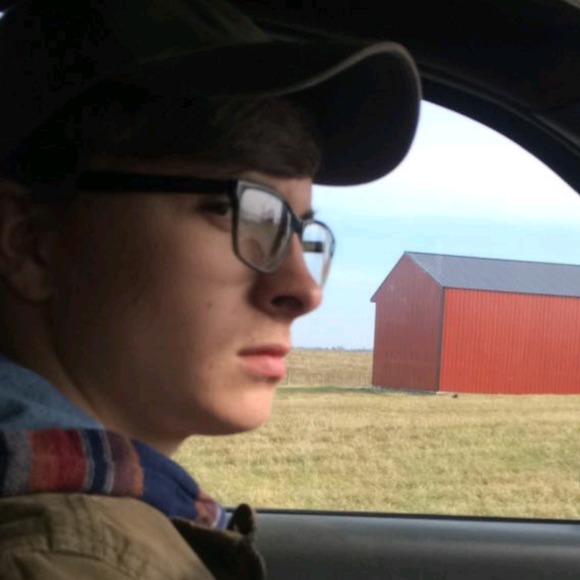 Profile Picture of Isaac Busby (@idbuzzb) on Poshmark