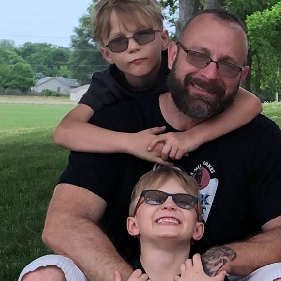 Profile Picture of Matthew Rogers (@matthewrogers76) on Poshmark