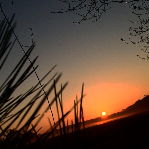 Profile Picture of Courtney Conney (@courtneyconney) on Poshmark