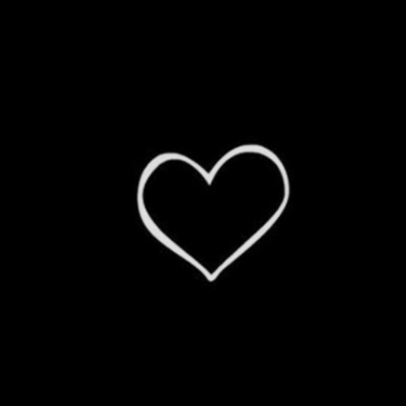 Sarah Walls - Poshmark Profile Picture of Sarah Walls (@things1023) on Poshmark