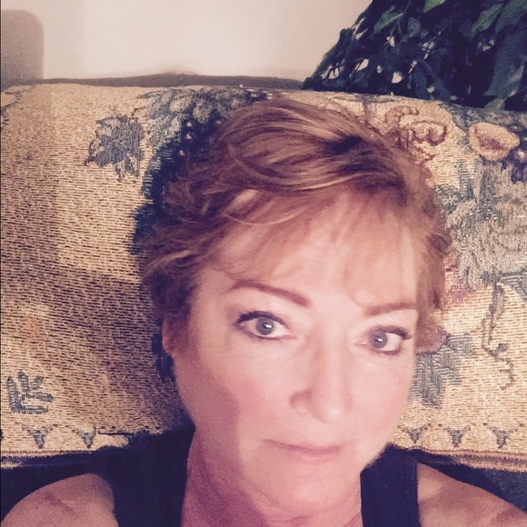 Profile Picture of Patty Gibson (@pattygibson) on Poshmark