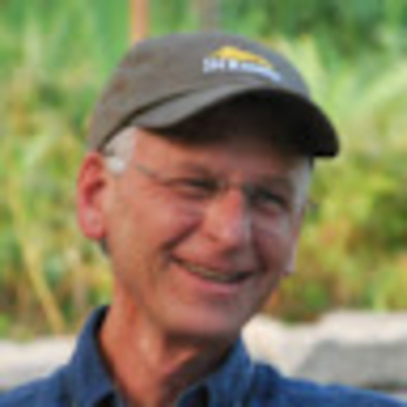 Profile Picture of Allen Clark (@allenclarkmd) on Poshmark