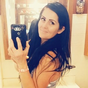 Profile Picture of Rebecca Murray- Haugen (@randompeoplemakemelaugh) on Myspace