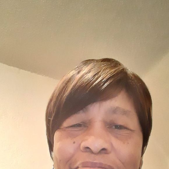 Profile Picture of Carmen Rayford (@carmenrayford0) on Poshmark