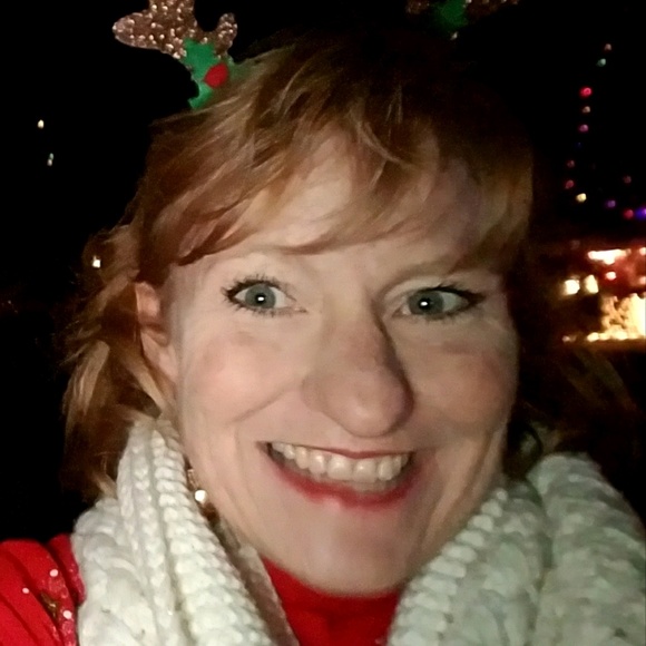 Profile Picture of Patty Angiulo (@pangiulo) on Poshmark
