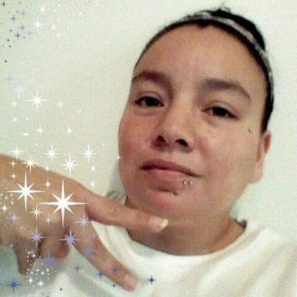 Profile Picture of Yana Friedlander (@yanarayef) on Poshmark