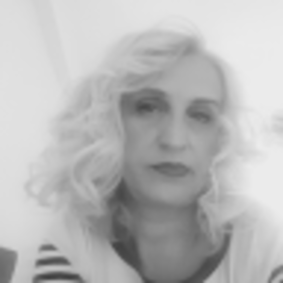 Profile Picture of Ilijana Muratovska (@imuratovska) on Poshmark