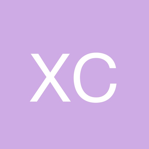 Profile Picture of Xinhe Cheng (@cynthia686) on Poshmark