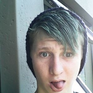 Profile Picture of Max Croft (@ishicroft) on Twitter