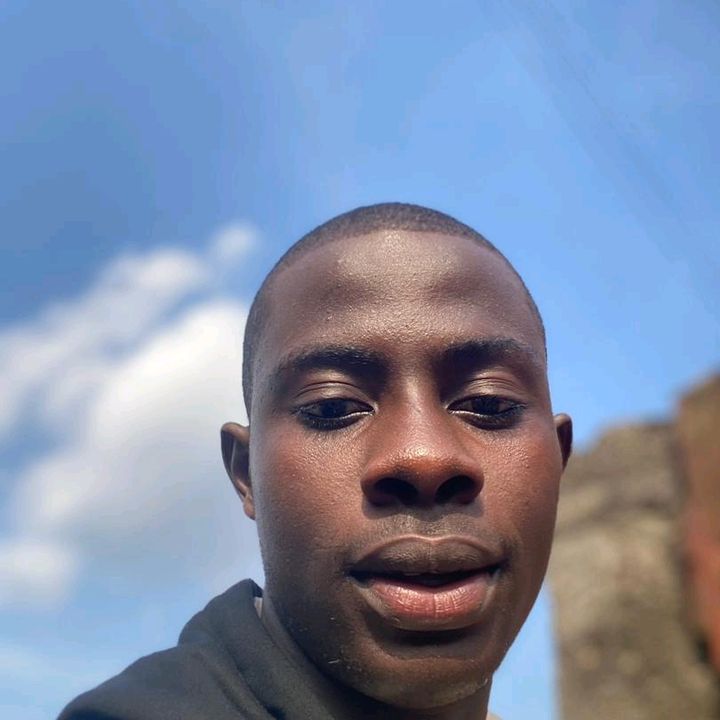 Profile Picture of Chrisss✨ (@chris_abatai) on Tiktok