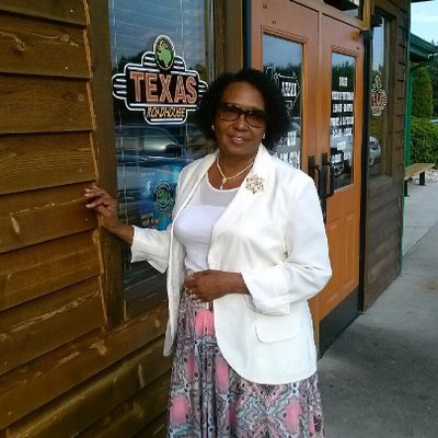 Profile Picture of Joyce Huff (@NHuff598) on Twitter