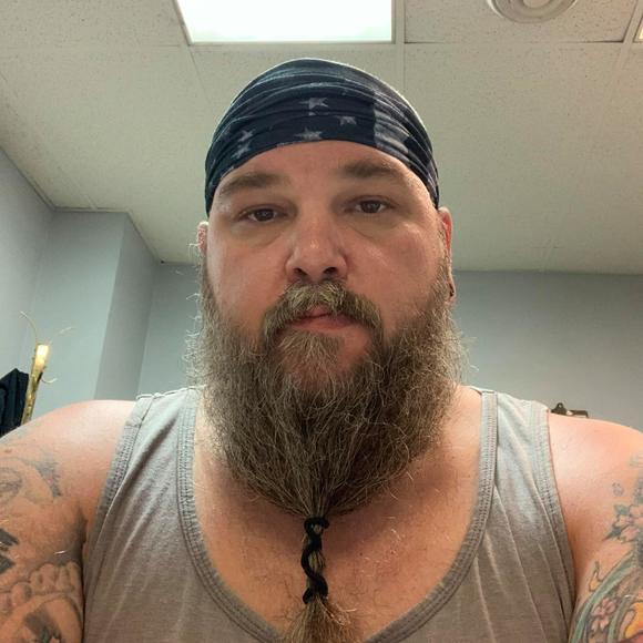 Profile Picture of Matt Gillette (@mgillette1775) on Poshmark