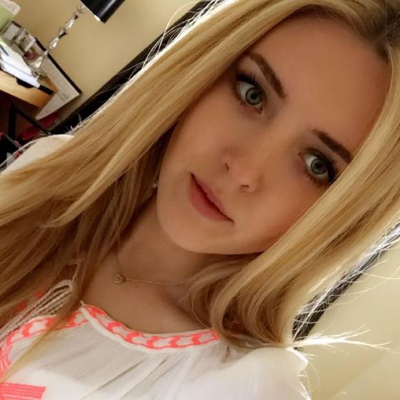 Profile Picture of Paula Balchan (@polatastic) on Poshmark