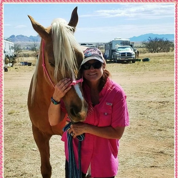 Profile Picture of Carol Chase (@sassyzjourney) on Poshmark